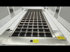 Chuveiro de ar de esquina com função de limpeza de solo. Portal de entrada de salas limpas.