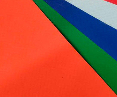 Porta de rolos de PVC