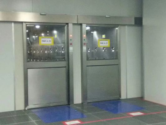 Produtos industriais Chuveiro de ar com portas deslizantes automáticas, ventilador de 1500W e filtro HEPA para transferência livre de poeira