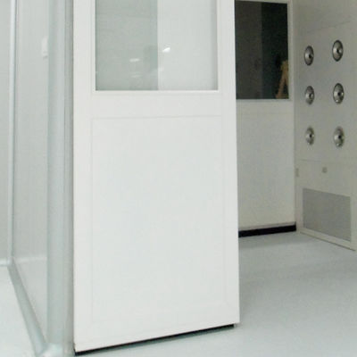 Produtos Industriais Chuveiro de ar com portas deslizantes automáticas. Ventilador de 1500W, filtro HEPA de 0,3 μm. Transferência sem poeira.
