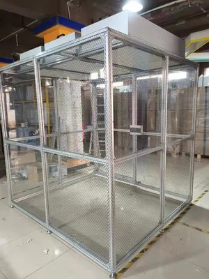 ISO 5 Stand limpo com sistema HEPA FFU.