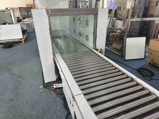 Caixa de passagem com cortina de ar para transportador de rolos motorizado | Sistema de transferência para sala limpa